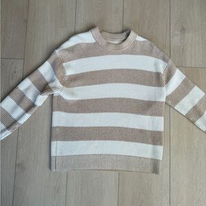 Abercrombie Light brown and cream sweater size small